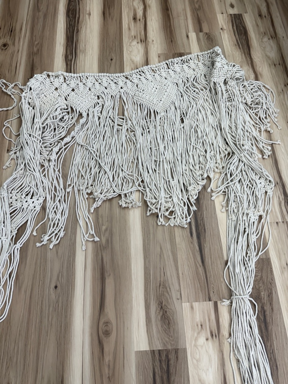 Handmade Macramé Wall Hanging – Natural Cream - Picture 4 of 5